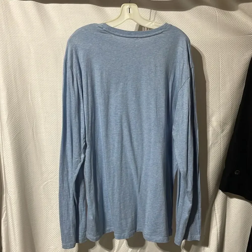 Banana Republic xl long sleeve💯cotton t shirt hearther baby blue euc worn once